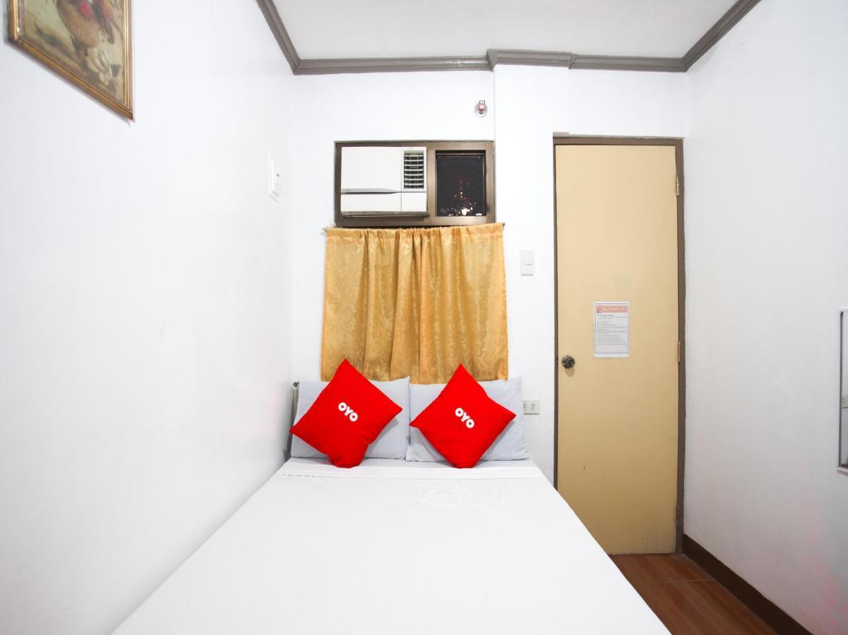 Oyo 802 Ka Farah'S Inn Антіполо Екстер'єр фото